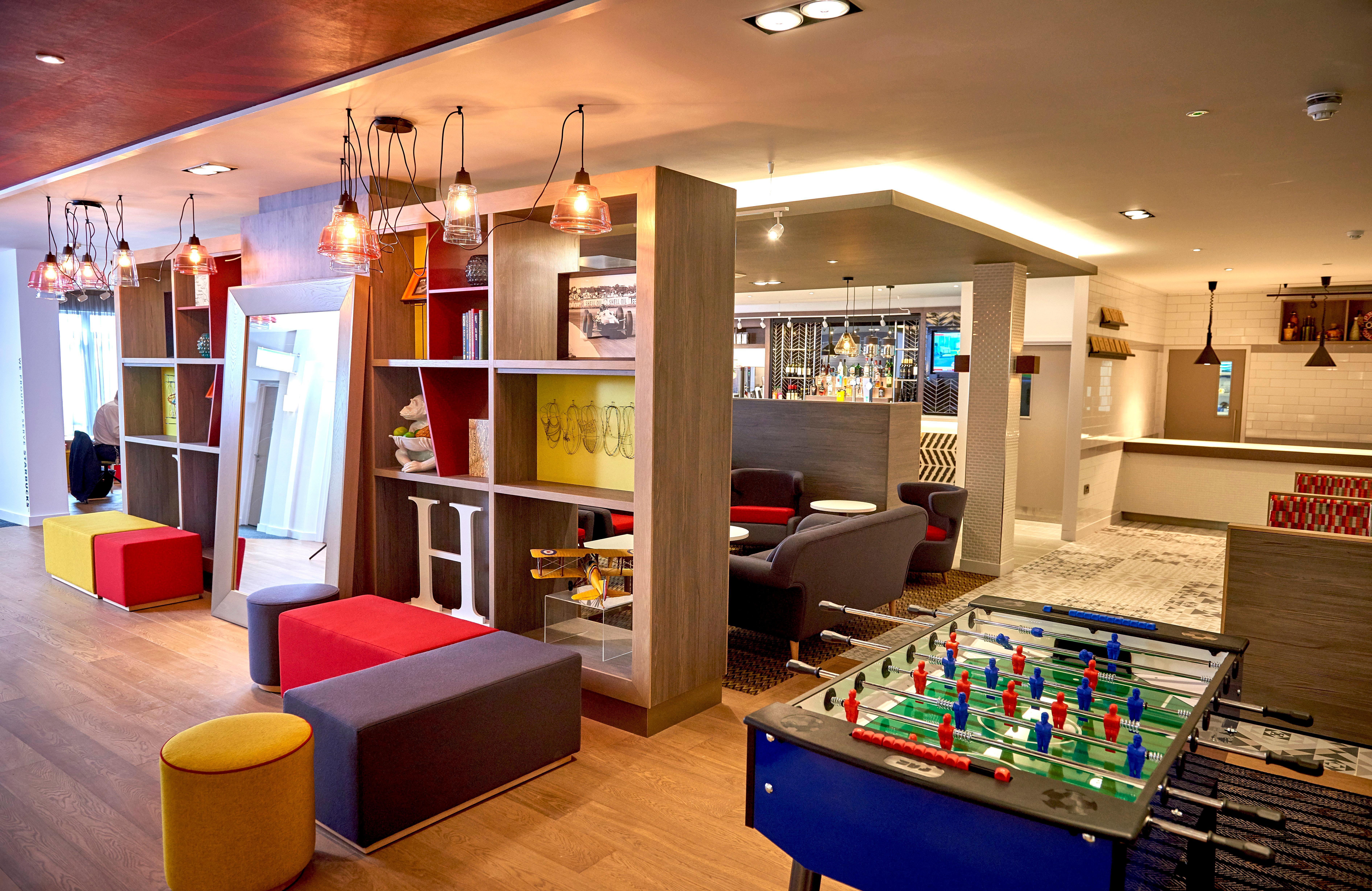 Holiday Inn Northampton West M1 Junc 16, An Ihg Hotel Flore Екстериор снимка