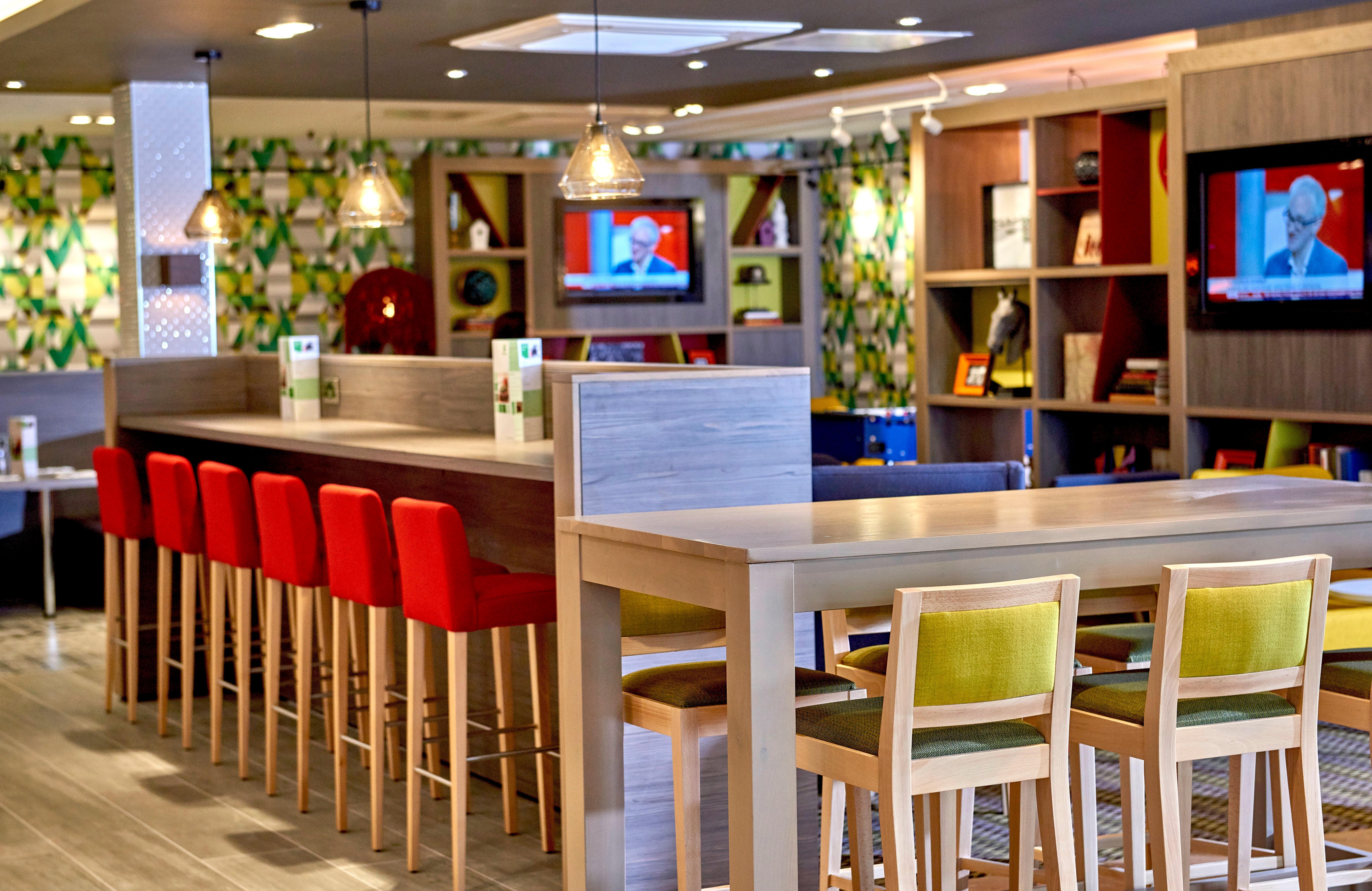 Holiday Inn Northampton West M1 Junc 16, An Ihg Hotel Flore Екстериор снимка