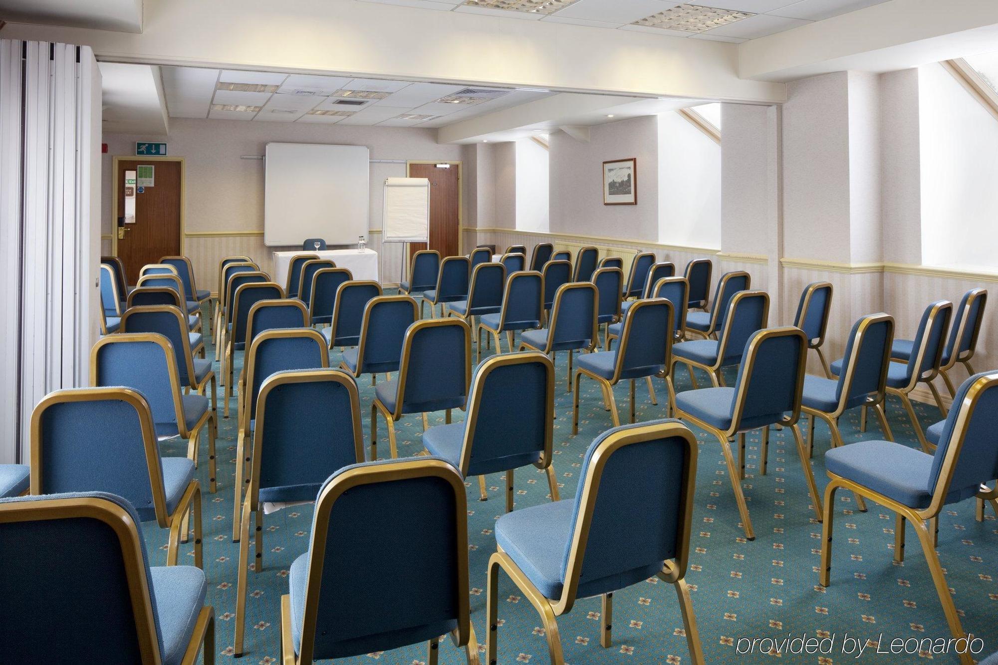 Holiday Inn Northampton West M1 Junc 16, An Ihg Hotel Flore Съоръжения снимка